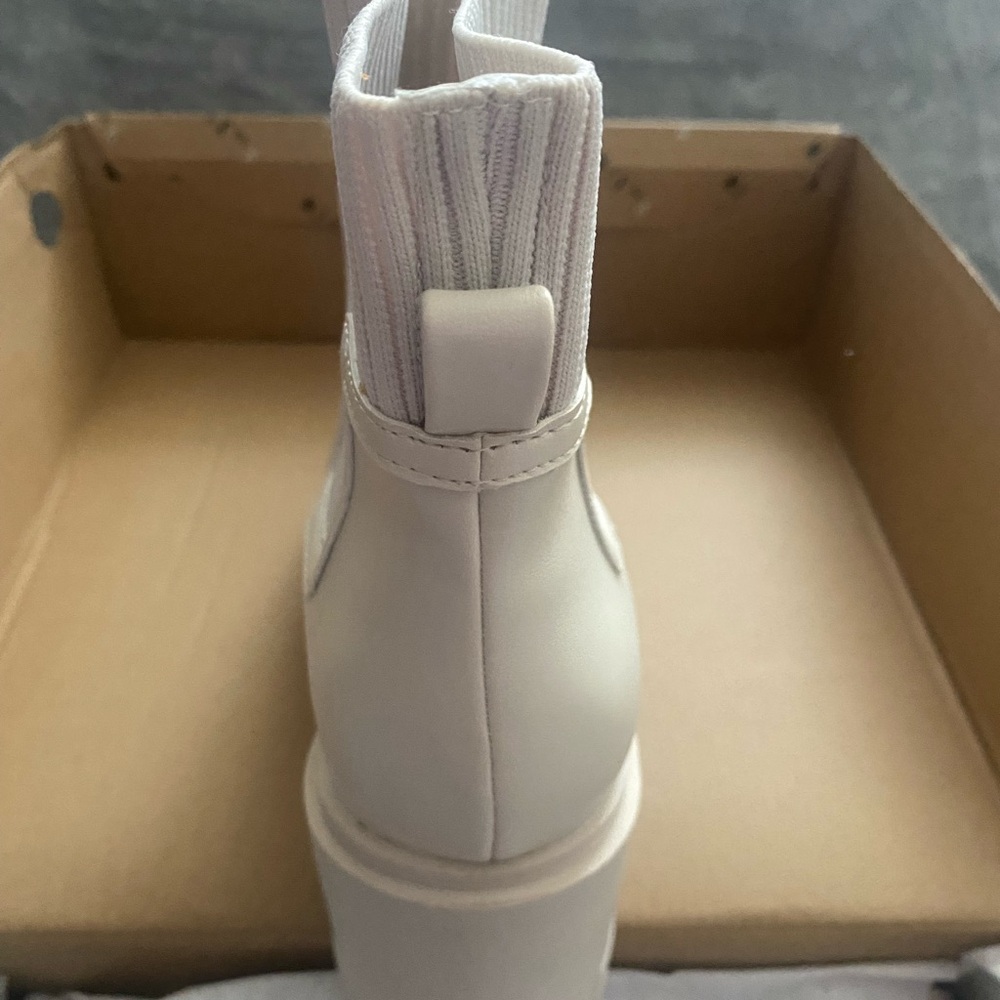 Mix No 6 Elegant Cream Ankle Boots - Picture 3 of 4